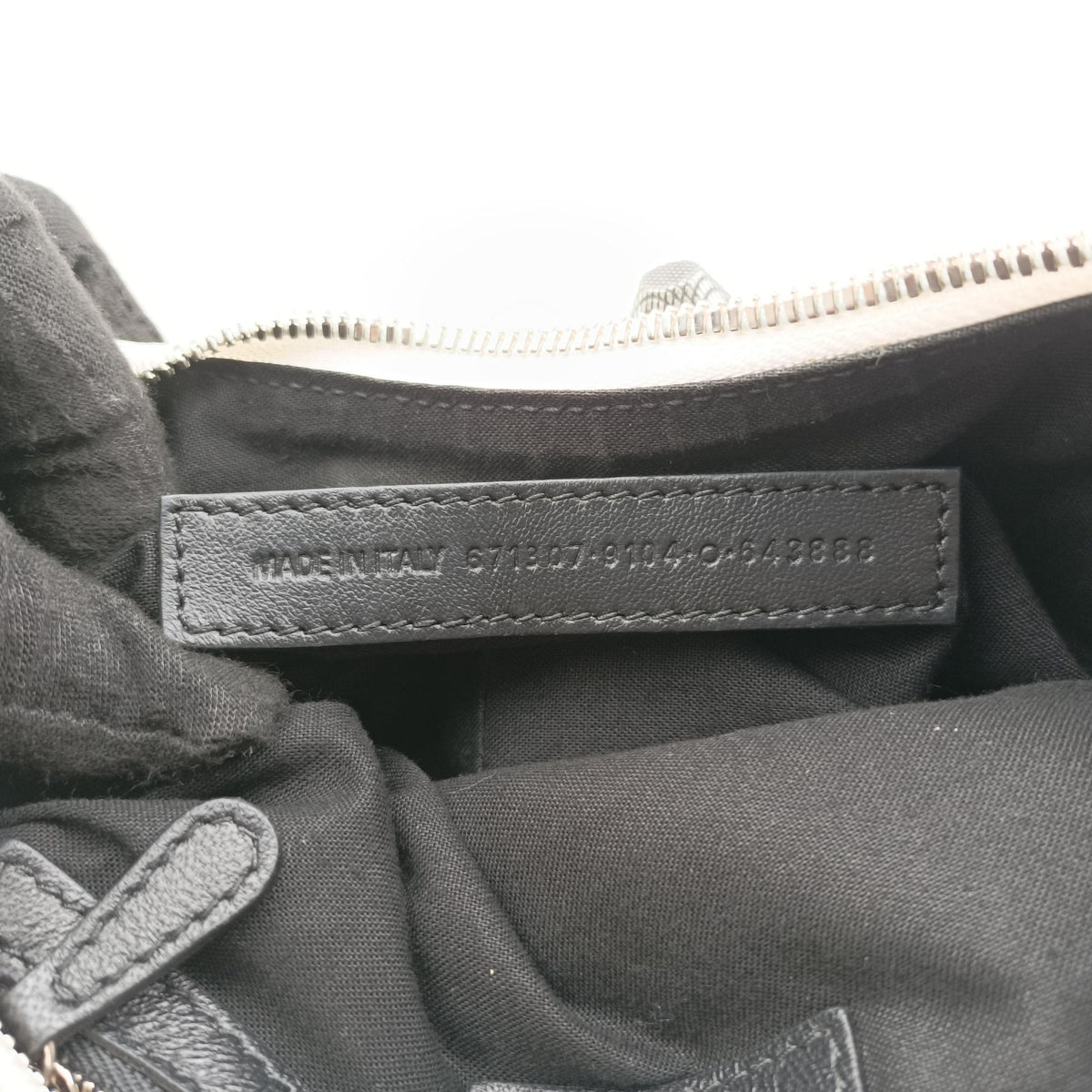 Pre-owned Balenciaga Le Cagole White lambskin  shoulderbag | stylenewstar