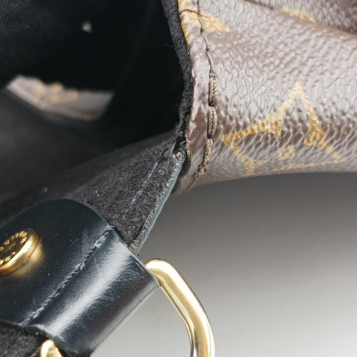 Vintage Louis Vuitton SAINT MICHEL Brown×Noir Monogram Canvas×epi M44030 shoulderbag | stylenewstar