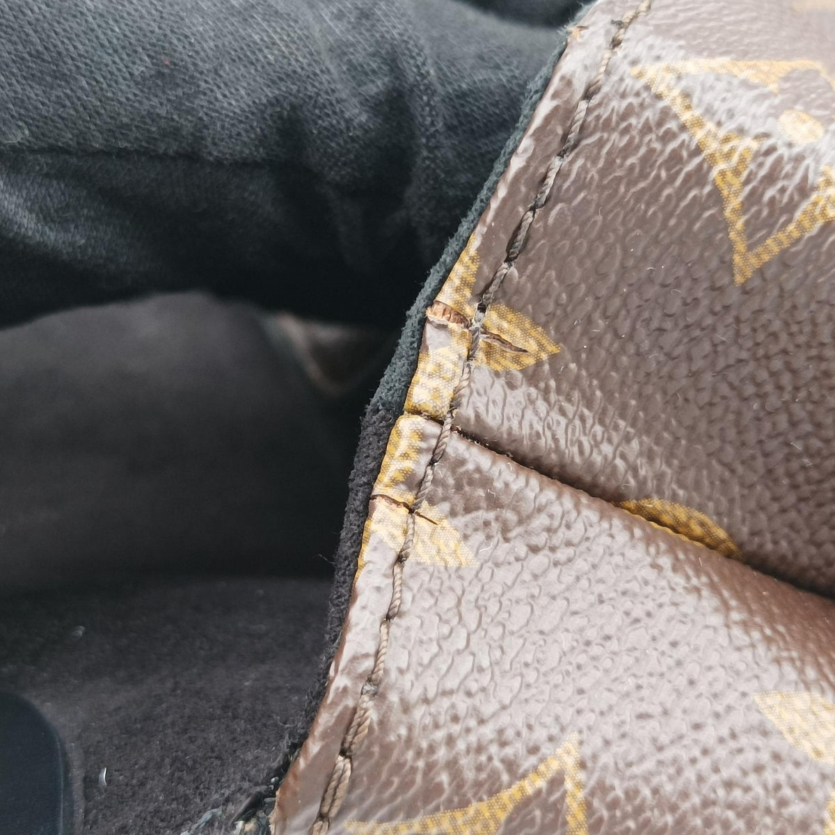 Vintage Louis Vuitton SAINT MICHEL Brown×Noir Monogram Canvas×epi M44030 shoulderbag | stylenewstar