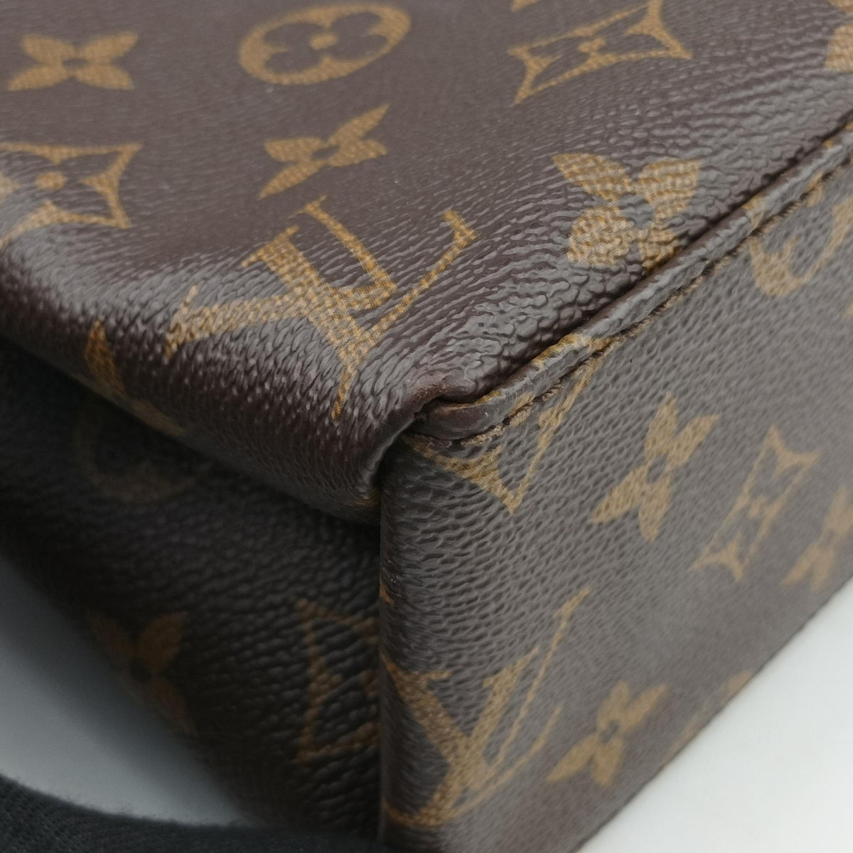Vintage Louis Vuitton SAINT MICHEL Brown×Noir Monogram Canvas×epi M44030 shoulderbag | stylenewstar