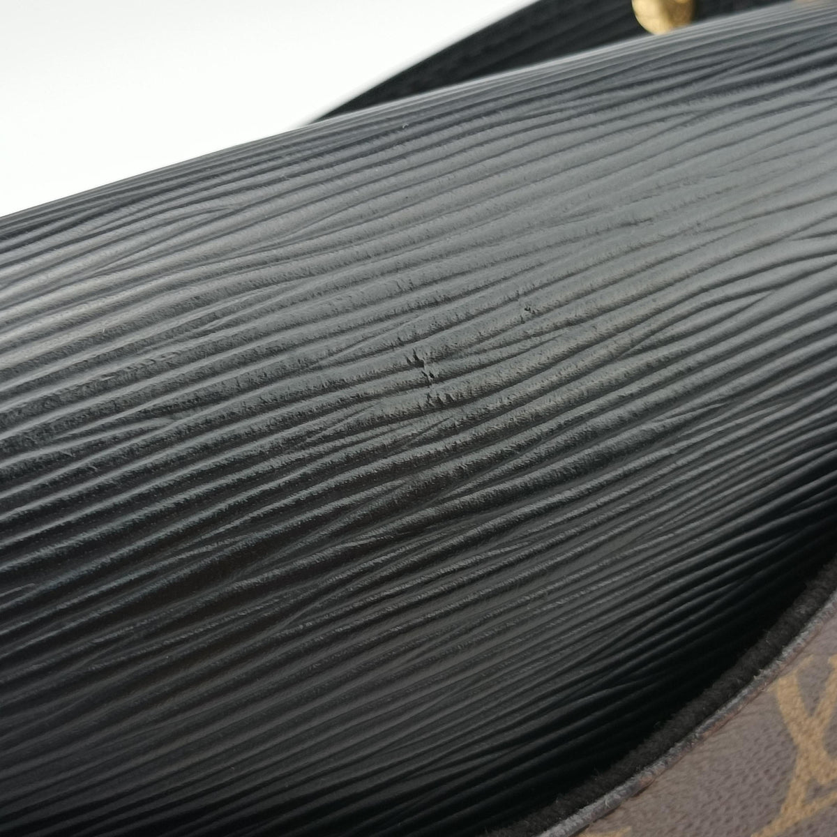 Vintage Louis Vuitton SAINT MICHEL Brown×Noir Monogram Canvas×epi M44030 shoulderbag | stylenewstar