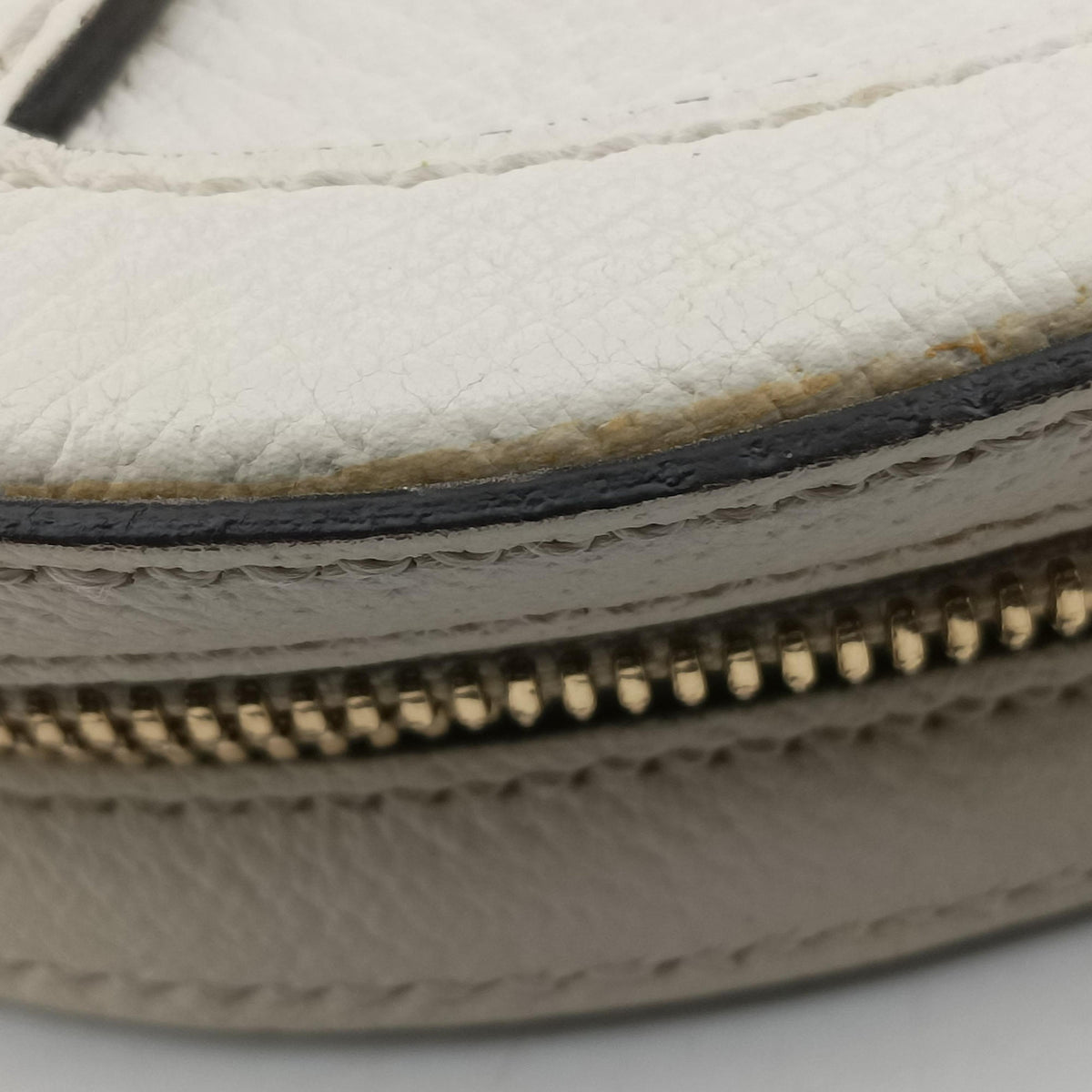 Secondhand Gucci Ophidia White Leather 550618 crossbodybag | stylenewstar
