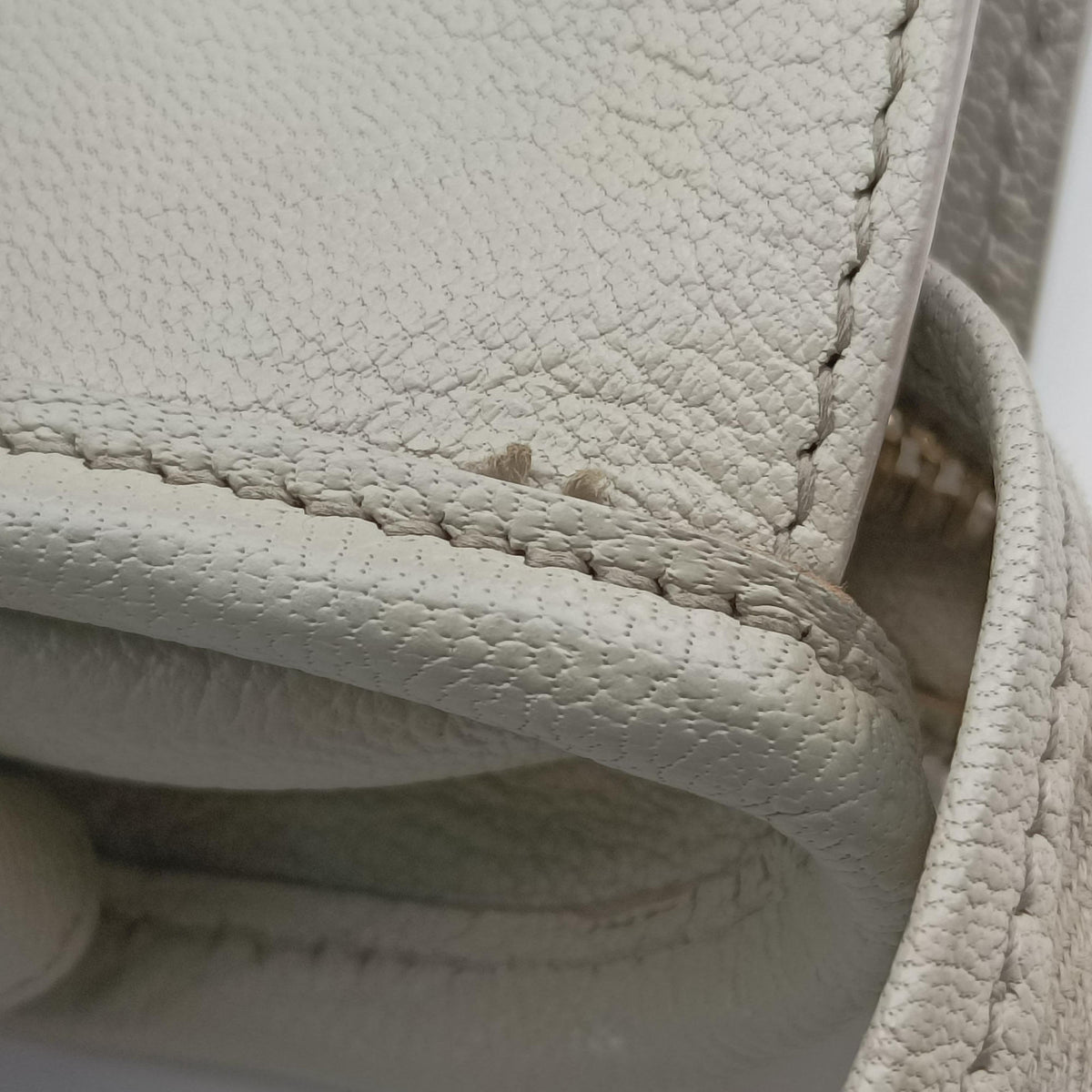 Secondhand Balenciaga Classic City Grey lambskin  shoulderbag | stylenewstar