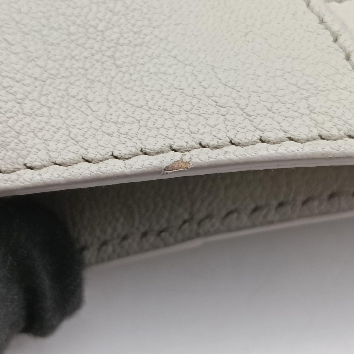 Secondhand Balenciaga Classic City Grey lambskin  shoulderbag | stylenewstar