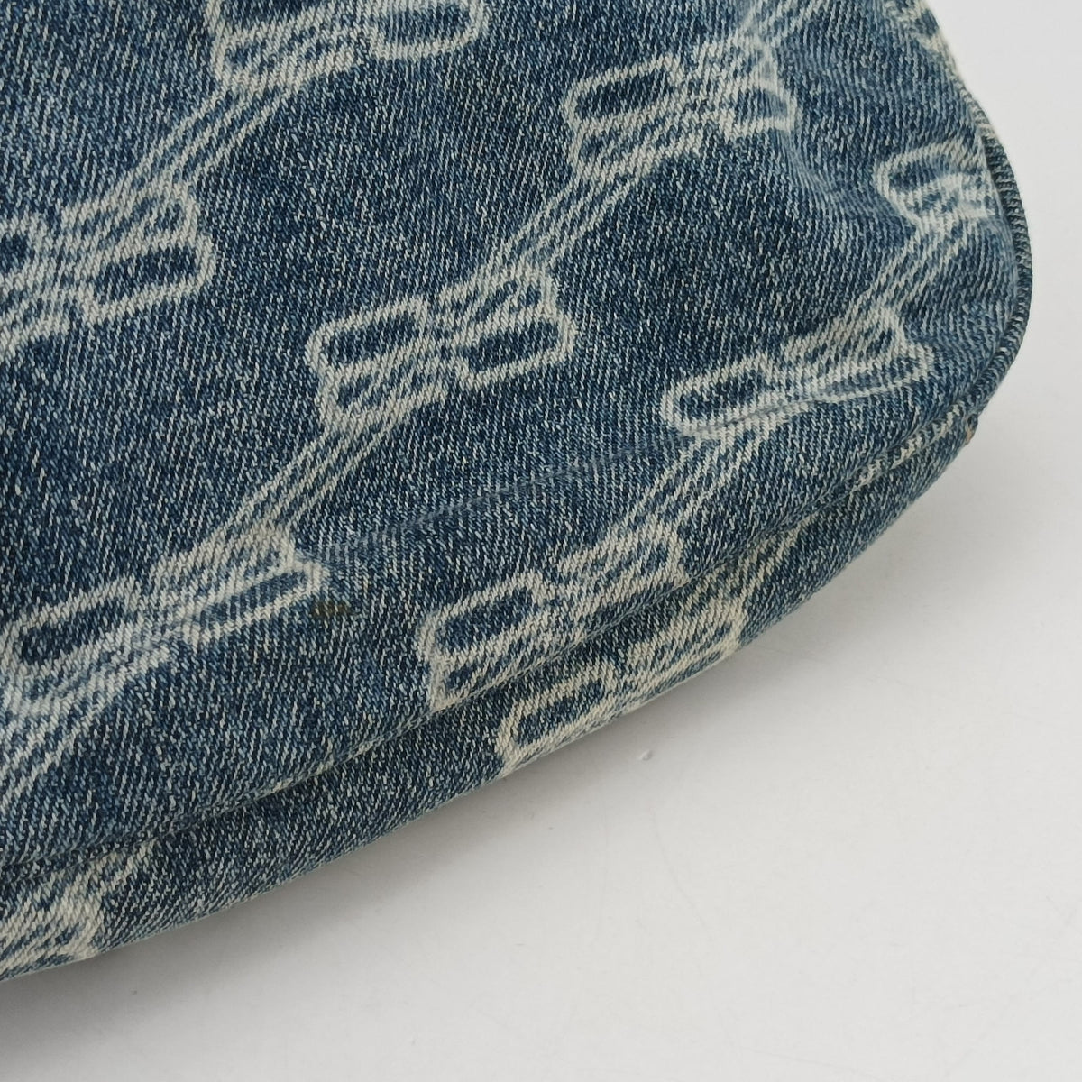 Vintage Balenciaga Le Cagole mini Blue denim  shoulderbag | stylenewstar