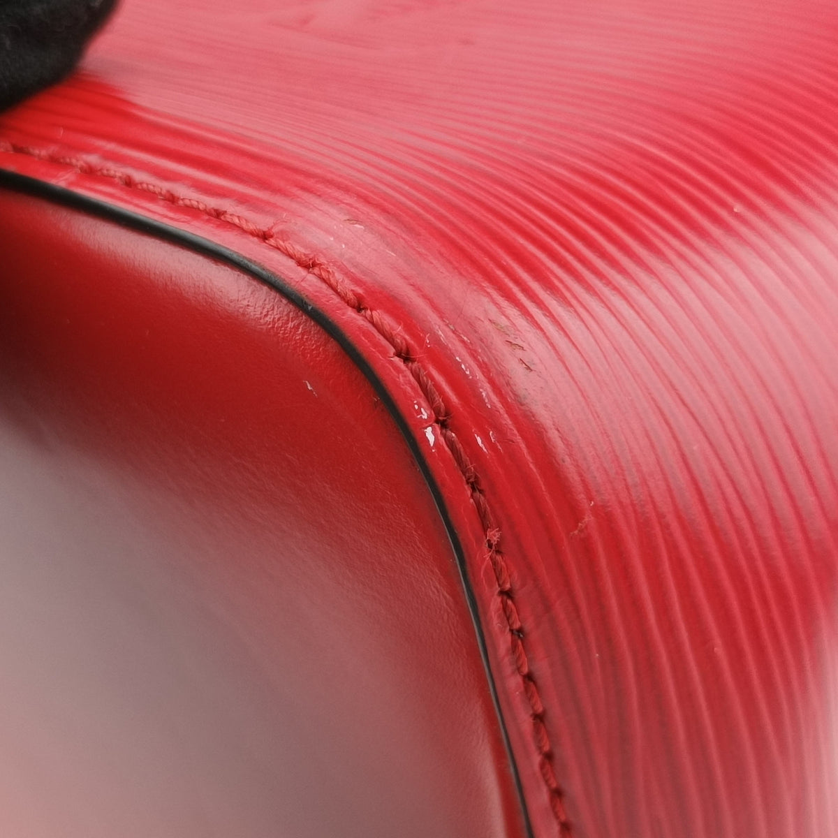 Pre-owned Louis Vuitton NeoNoe COQUELICOT Epi M54365 shoulderbag | stylenewstar