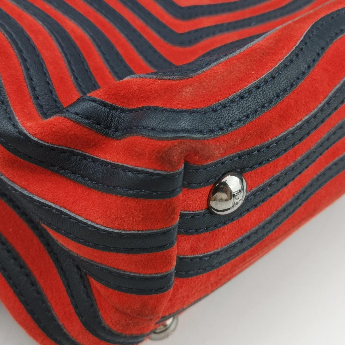 Secondhand Fendi Dotcom Click Small Red × Black Suede × Leather 8BN299 shoulderbag | stylenewstar