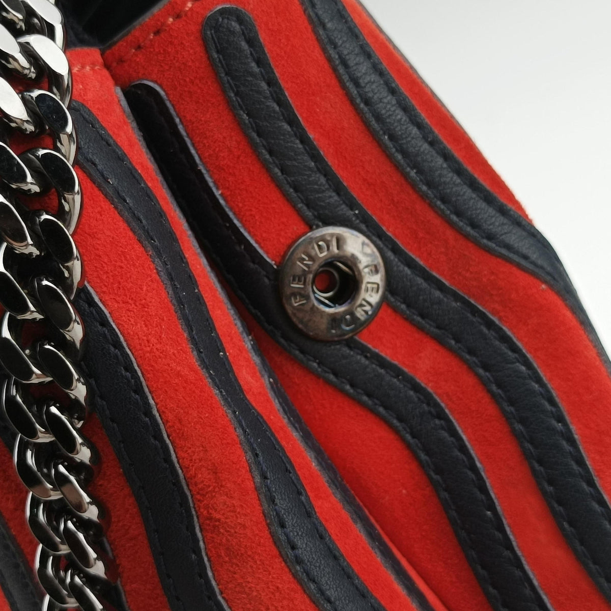 Secondhand Fendi Dotcom Click Small Red × Black Suede × Leather 8BN299 shoulderbag | stylenewstar