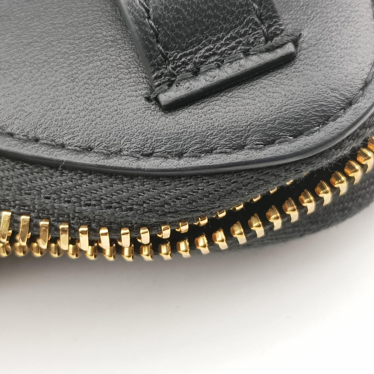 Secondhand Christian Dior 30 Montaigne Removable Black Lambskin  shoulderbag | stylenewstar