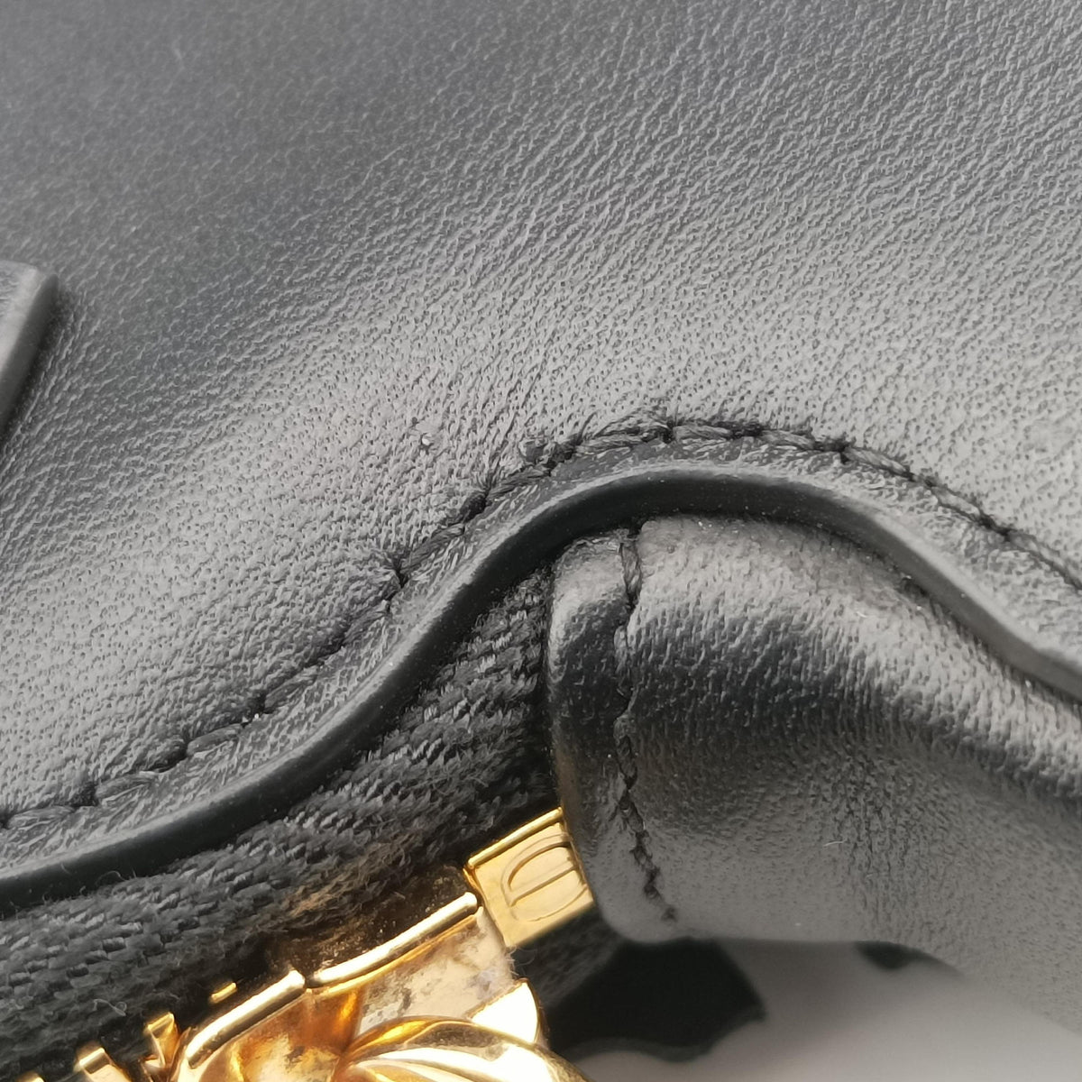 Secondhand Christian Dior 30 Montaigne Removable Black Lambskin  shoulderbag | stylenewstar