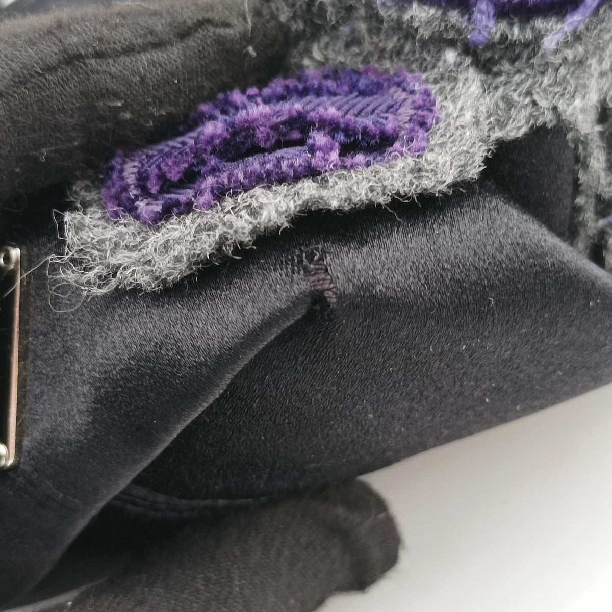 Pre-owned Prada Ring Bag Black silk  handbag | stylenewstar