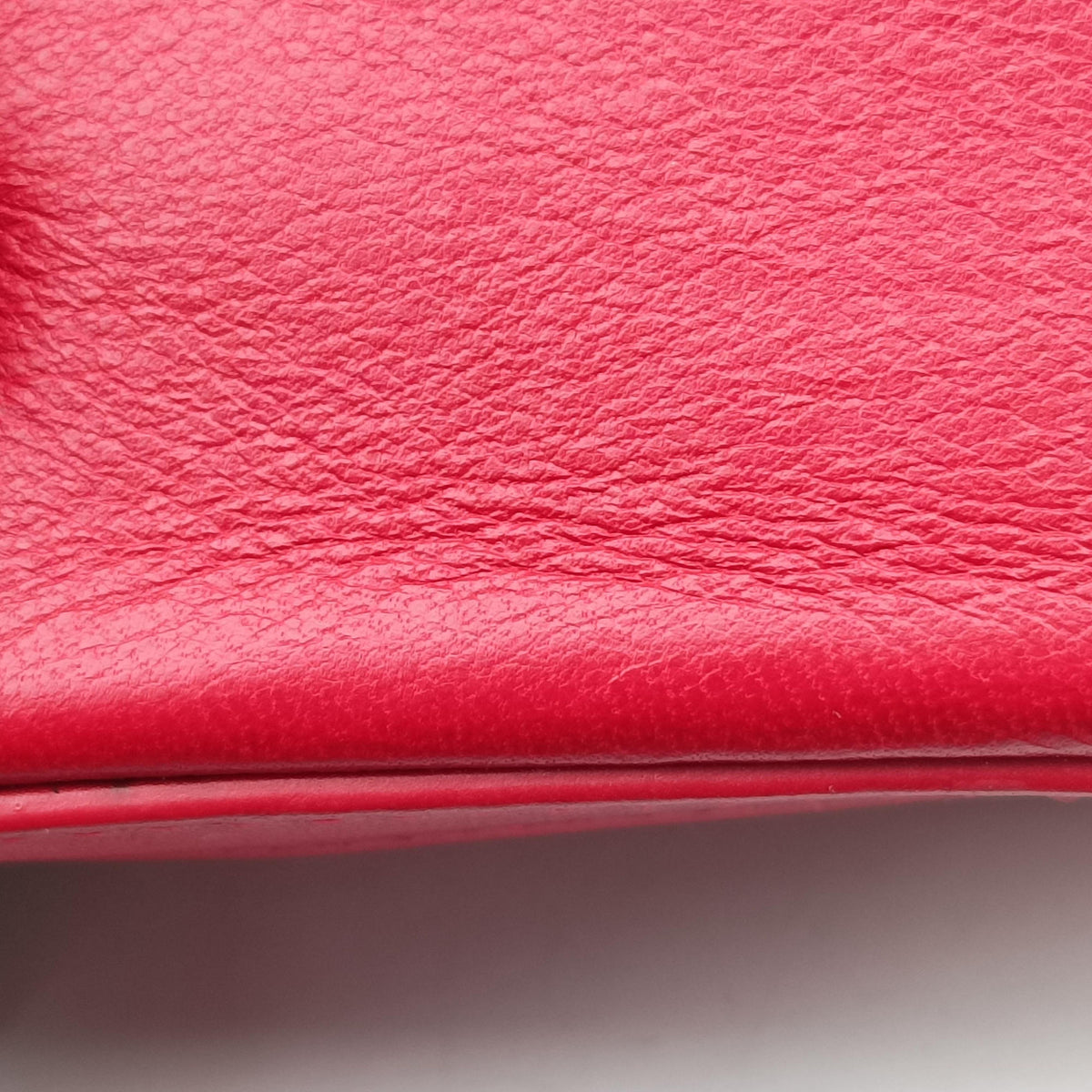 Pre-owned Yves Saint Laurent VICKY Red Leather 557574 bum bag/waist bag | stylenewstar