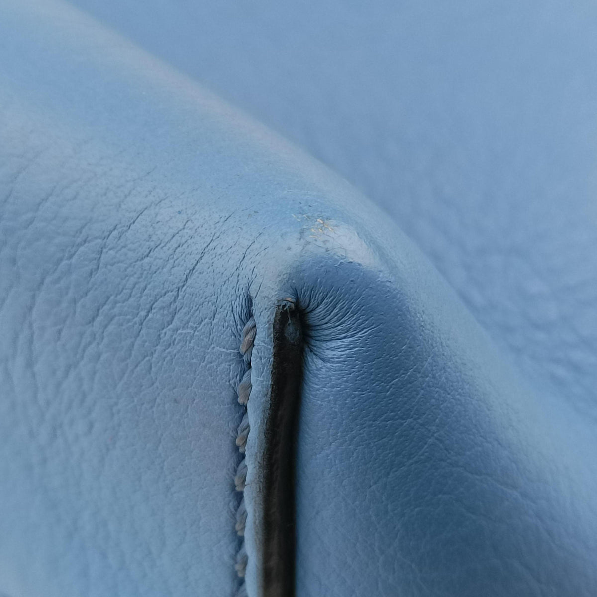 Pre-owned Fendi By the Way Blue Leather 8BL133 shoulderbag | stylenewstar
