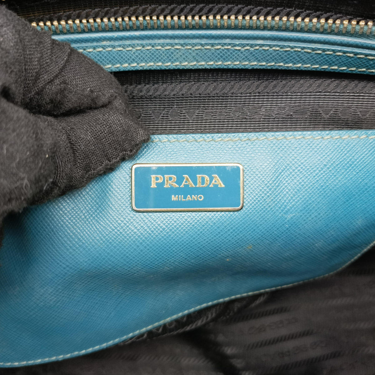 Vintage Prada Galleria Green SAFFIANO Leather BN1786 handbag | stylenewstar