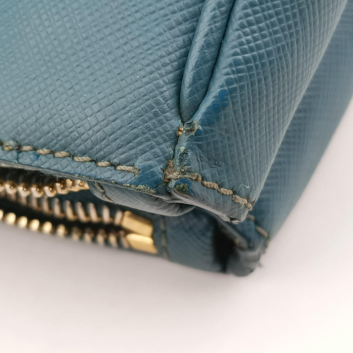 Vintage Prada Galleria Green SAFFIANO Leather BN1786 handbag | stylenewstar