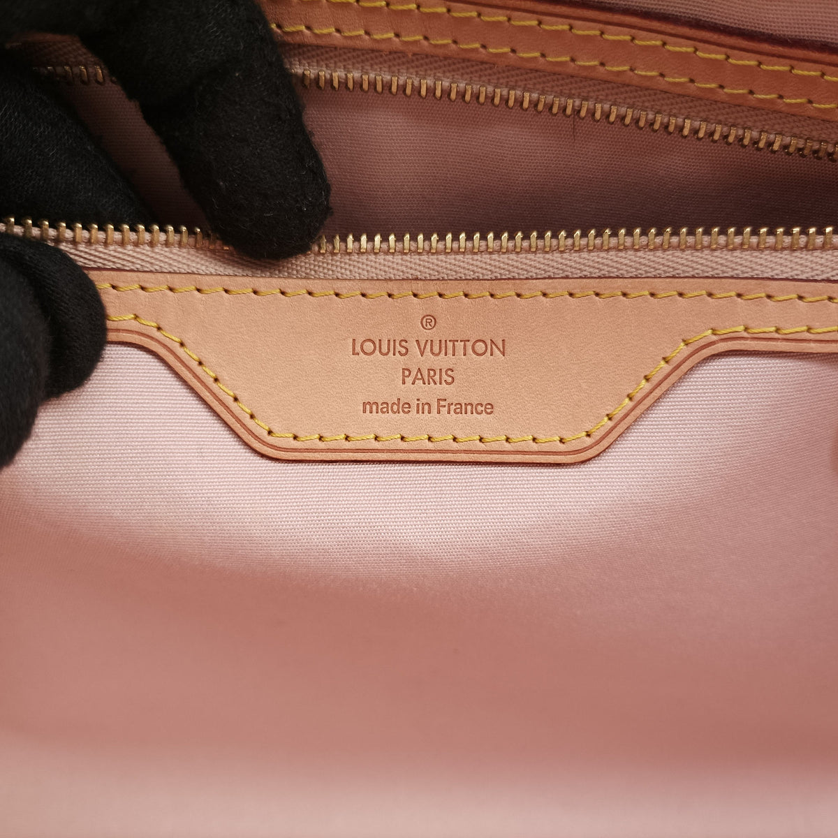 Pre-owned Louis Vuitton Brea MM ROSE FLORENTIN Vernis M91021 handbag | stylenewstar