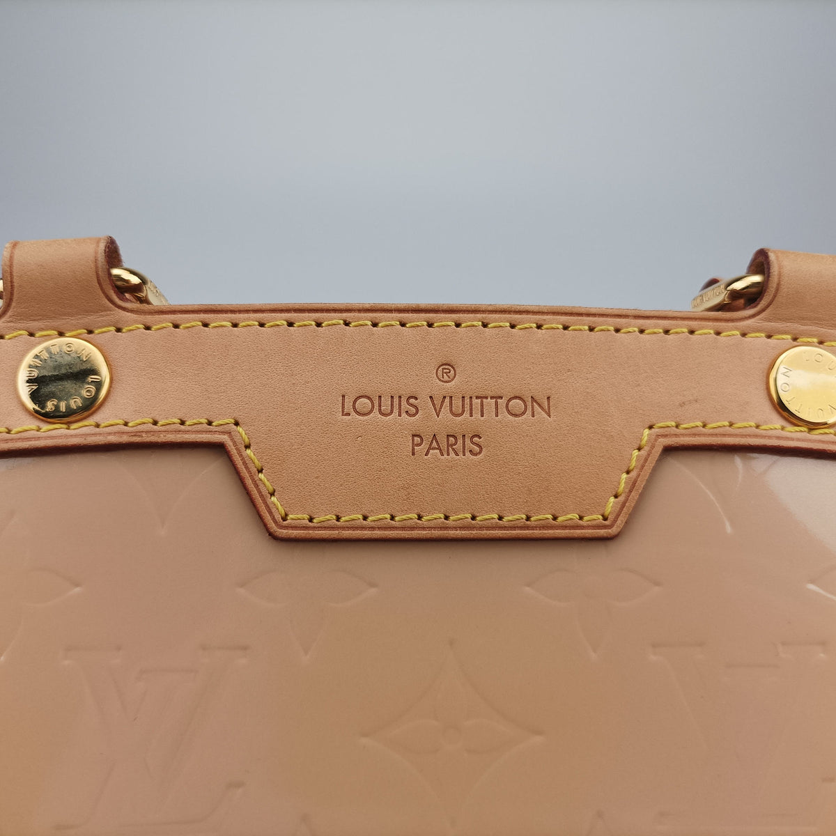 Pre-owned Louis Vuitton Brea MM ROSE FLORENTIN Vernis M91021 handbag | stylenewstar