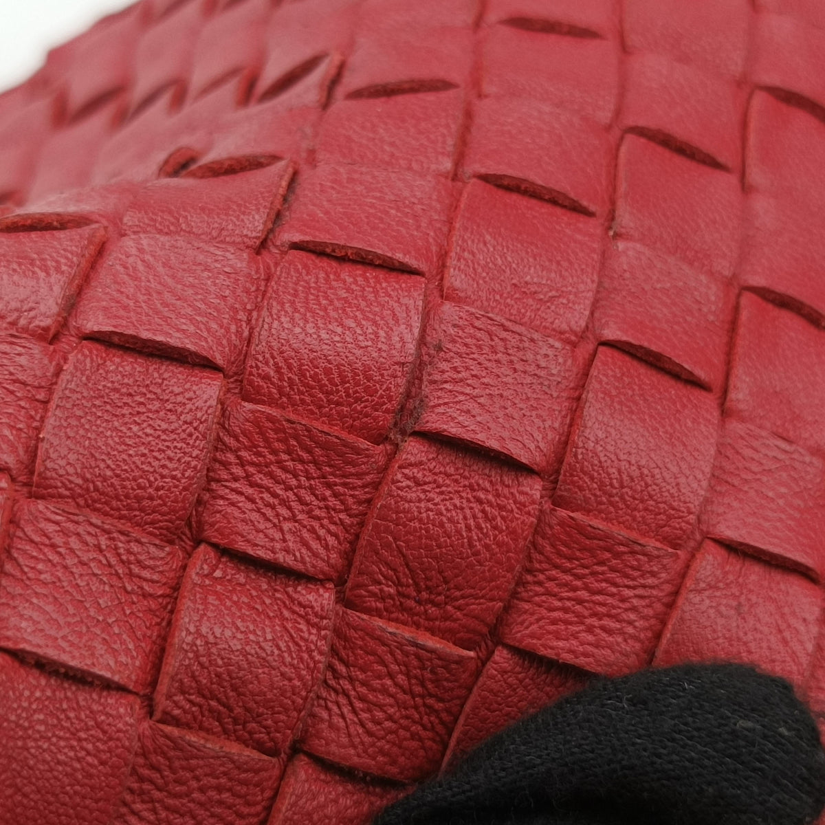 Pre-owned Bottega Veneta Campana Red Lambskin  shoulderbag | stylenewstar