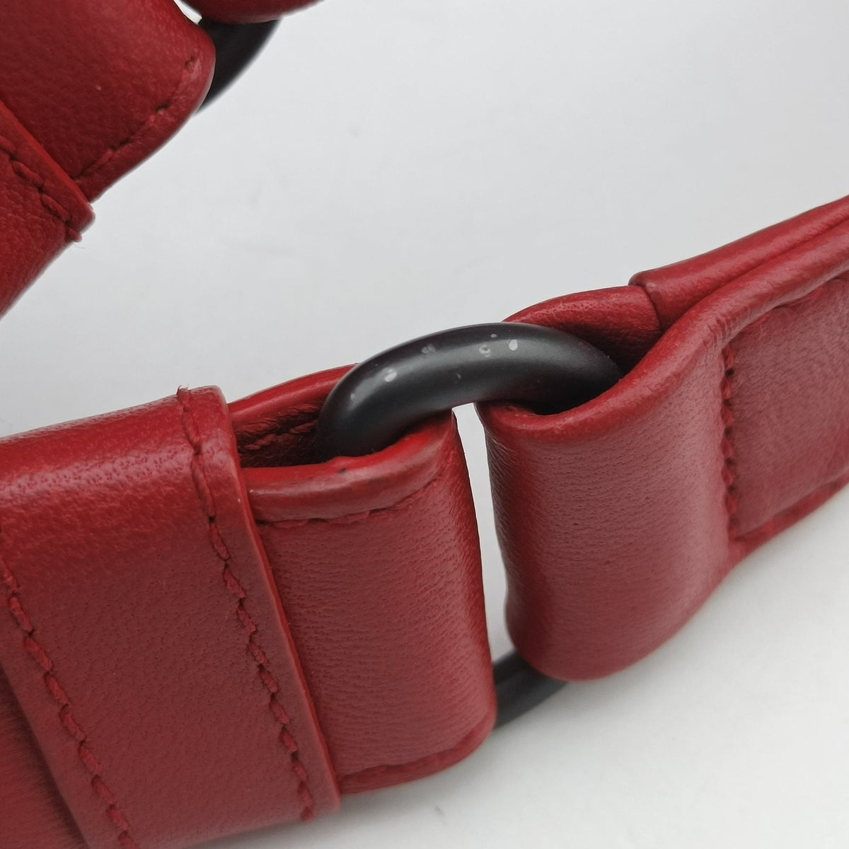 Pre-owned Bottega Veneta Campana Red Lambskin  shoulderbag | stylenewstar