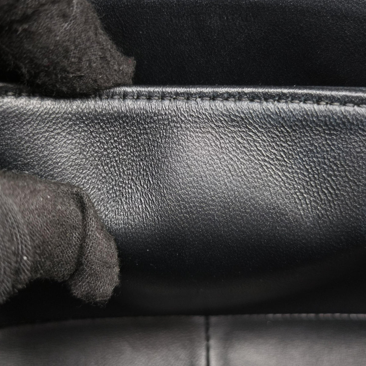 Pre-owned Celine Triomphe Black Leather  shoulderbag | stylenewstar