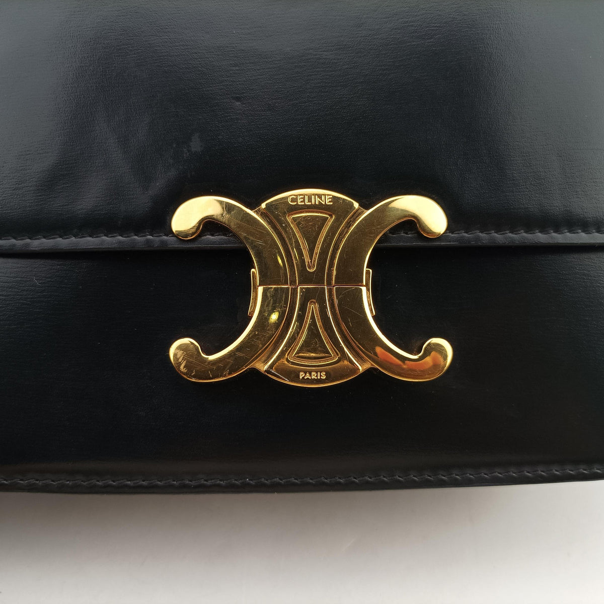 Pre-owned Celine Triomphe Black Leather  shoulderbag | stylenewstar