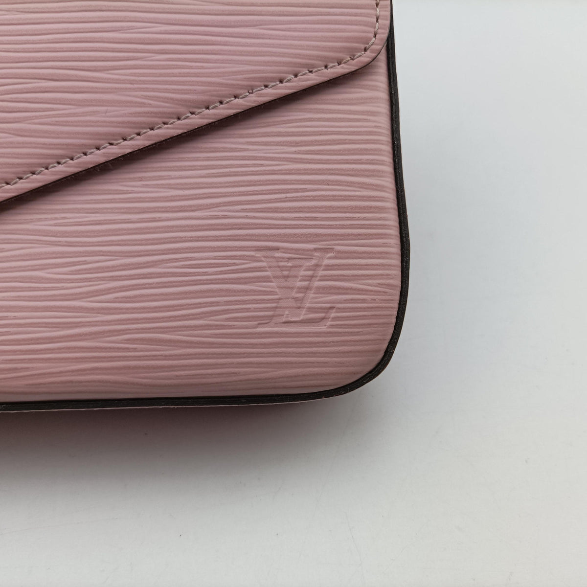 Secondhand Louis Vuitton Pochette Felicie ROSE BALLERIN Epi M62467 shoulderbag | stylenewstar