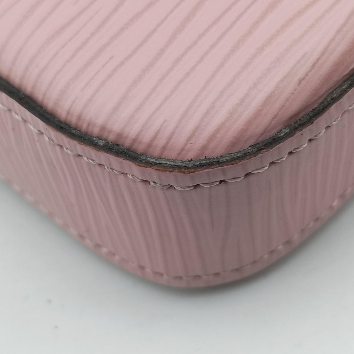 Secondhand Louis Vuitton Pochette Felicie ROSE BALLERIN Epi M62467 shoulderbag | stylenewstar