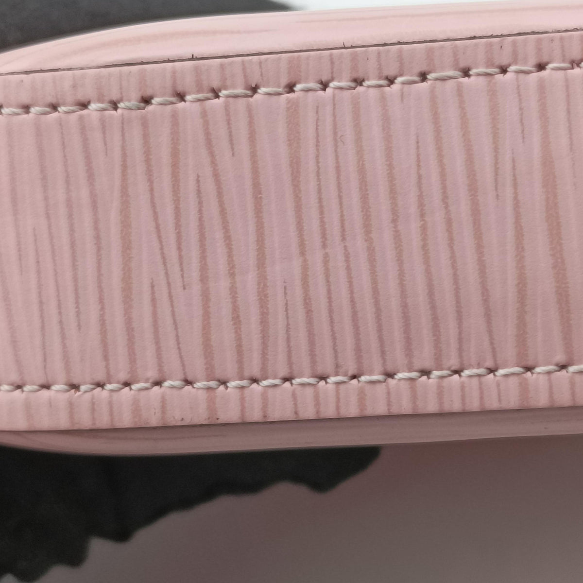Secondhand Louis Vuitton Pochette Felicie ROSE BALLERIN Epi M62467 shoulderbag | stylenewstar