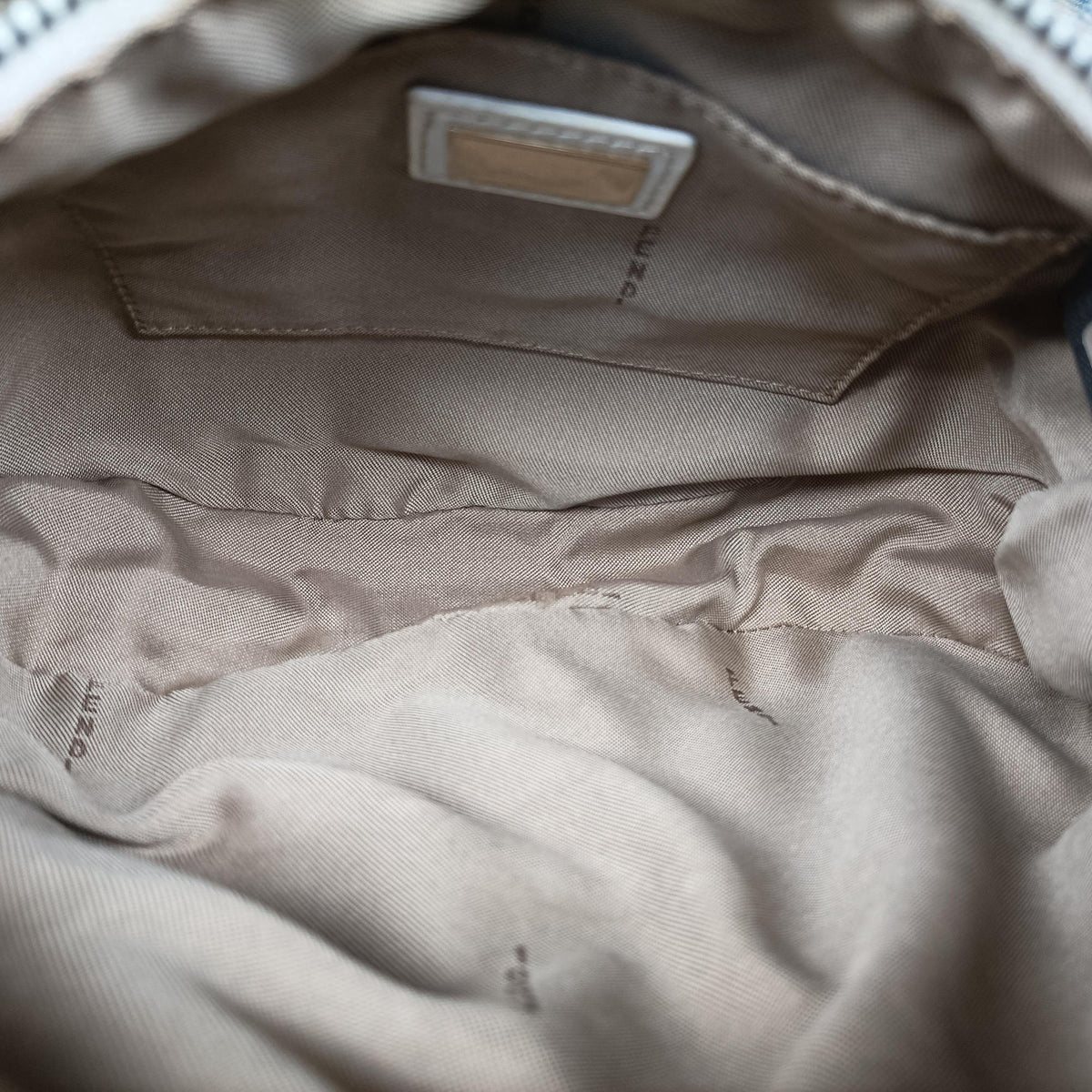 Pre-owned Fendi Knot Hobo Beige Canvas 8BT071 shoulderbag | stylenewstar