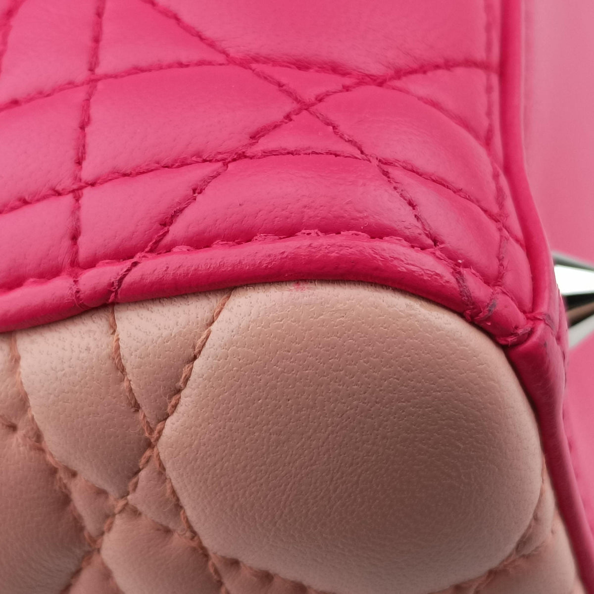 Secondhand Christian Dior Lady Dior Pink lambskin  shoulderbag | stylenewstar
