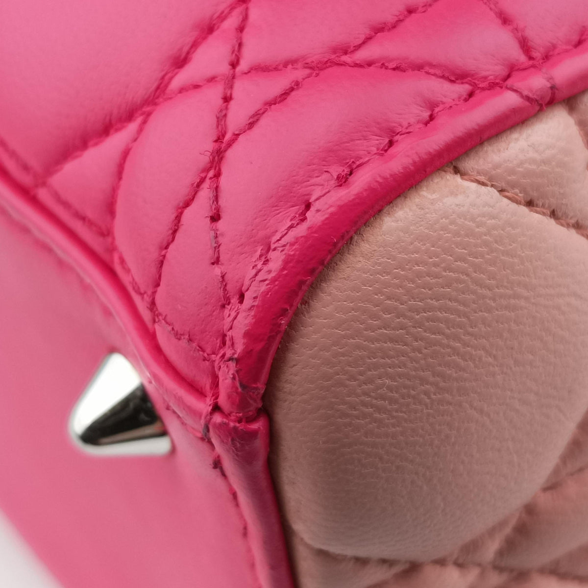 Secondhand Christian Dior Lady Dior Pink lambskin  shoulderbag | stylenewstar