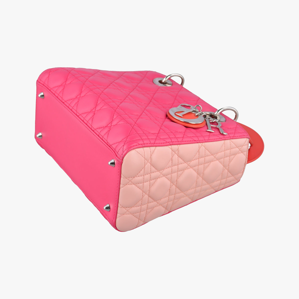Secondhand Christian Dior Lady Dior Pink lambskin  shoulderbag | stylenewstar