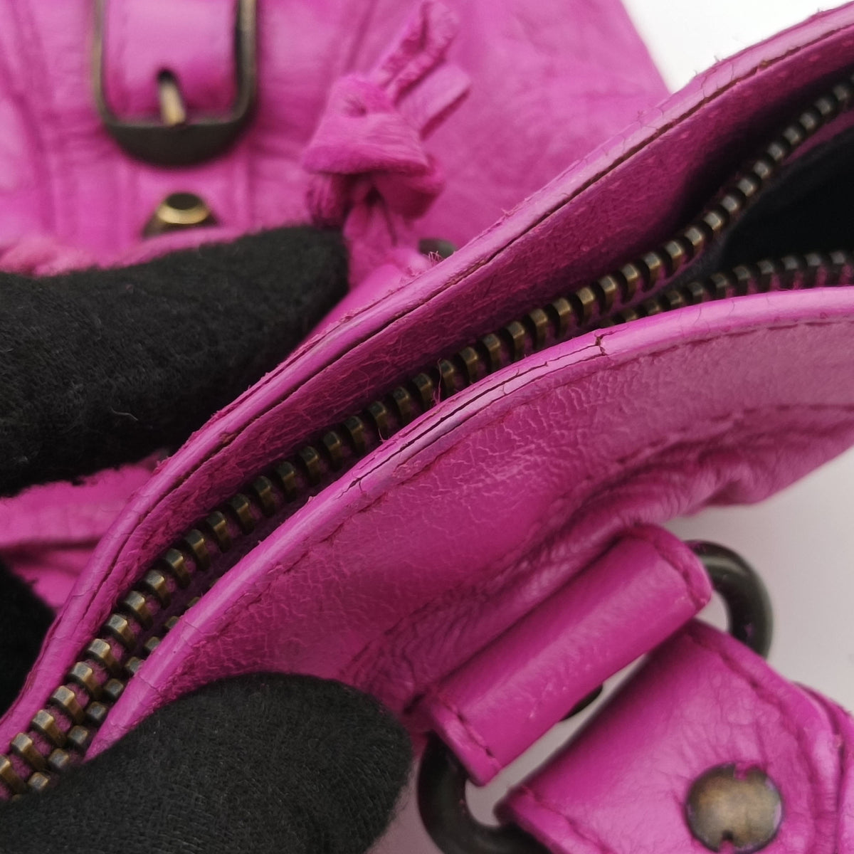 Pre-owned Balenciaga Giant City Purple lambskin  shoulderbag | stylenewstar