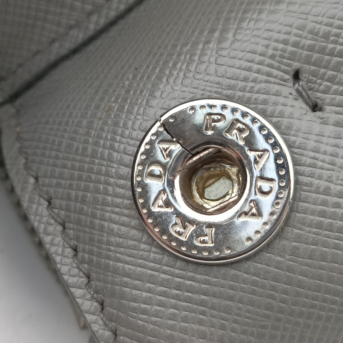 Pre-owned Prada Galleria Grey SAFFIANO Leather B2274C shoulderbag | stylenewstar
