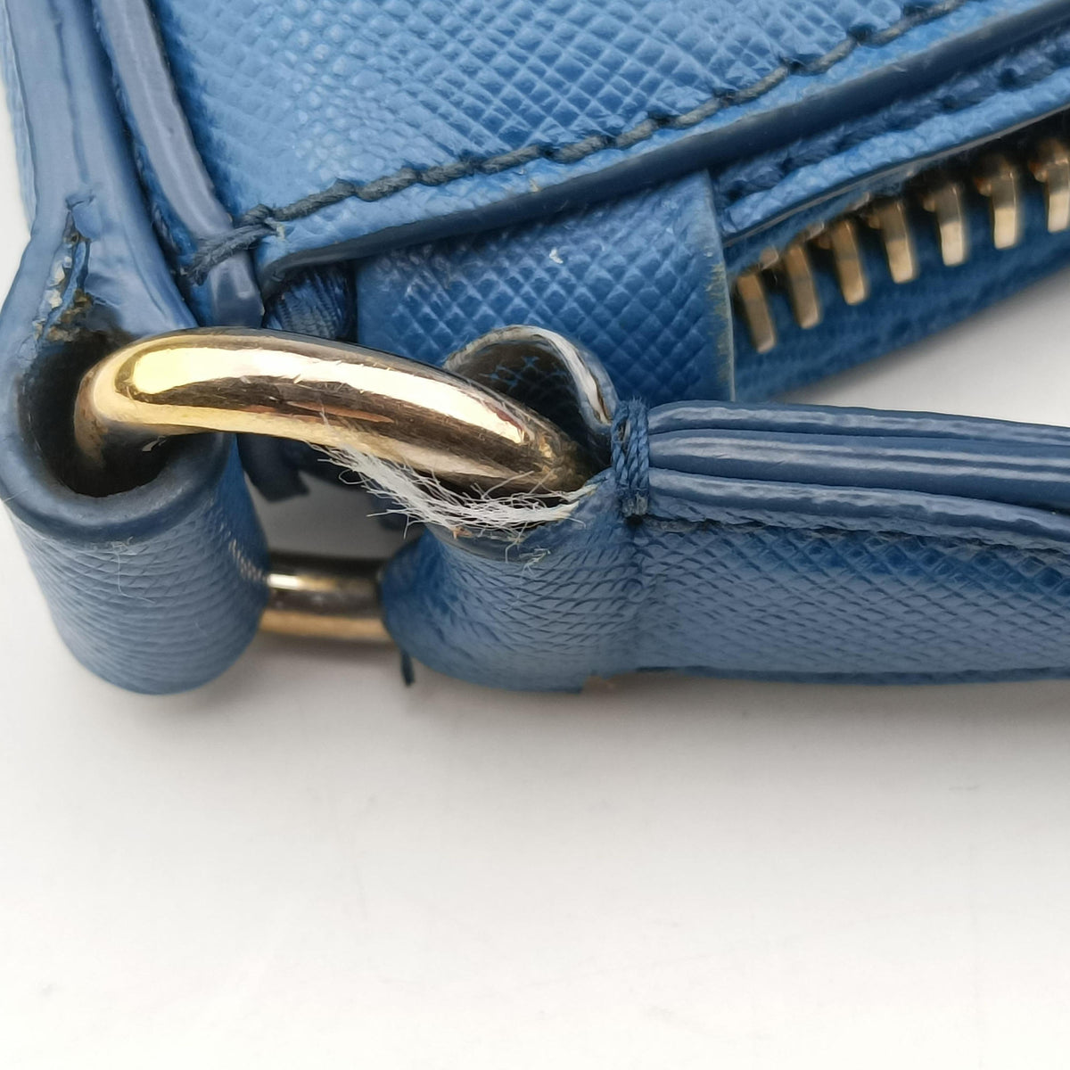 Pre-owned Prada Hobo Blue Saffiano leather  shoulderbag | stylenewstar