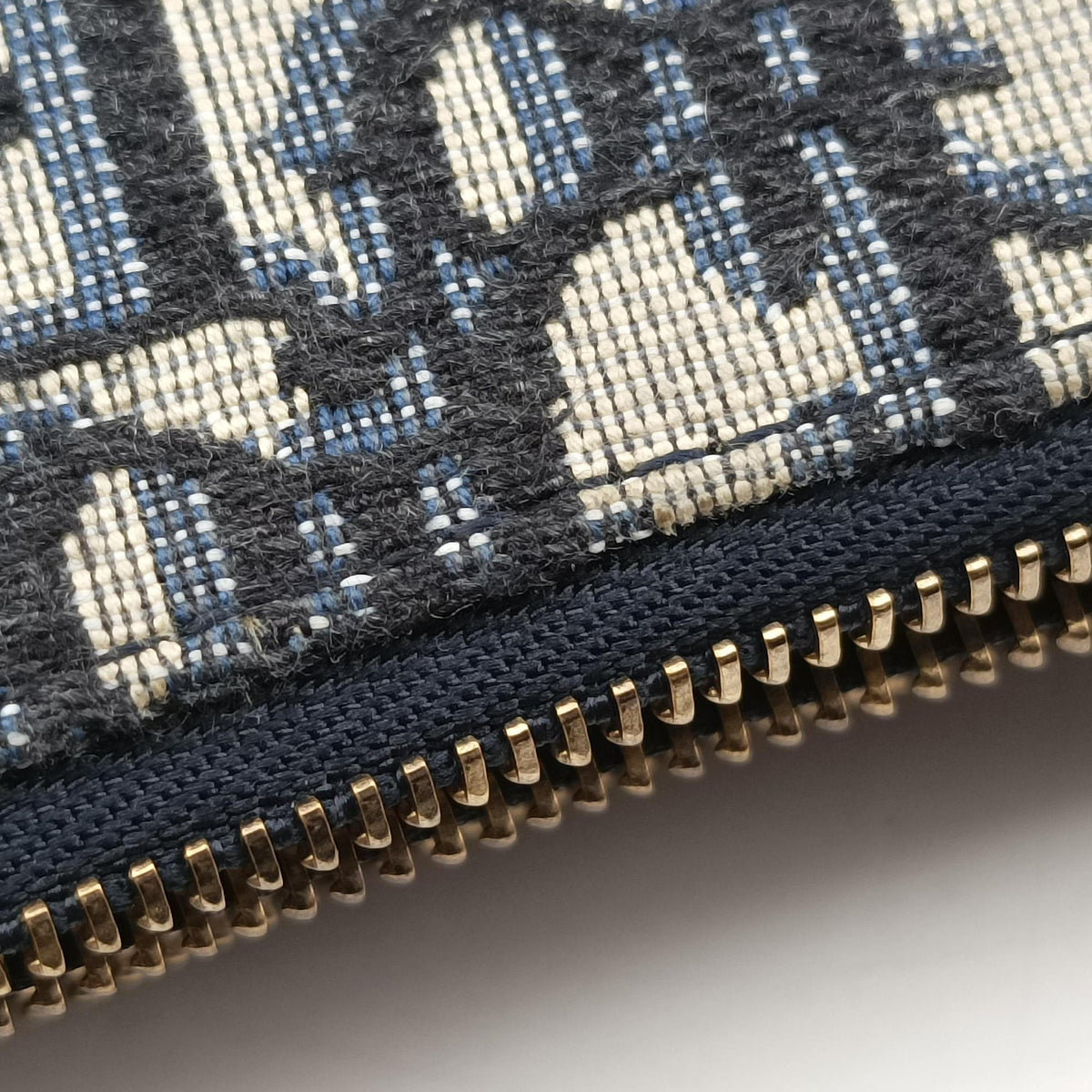 Secondhand Christian Dior Saddle Navy Jacquard×Leather  shoulderbag | stylenewstar