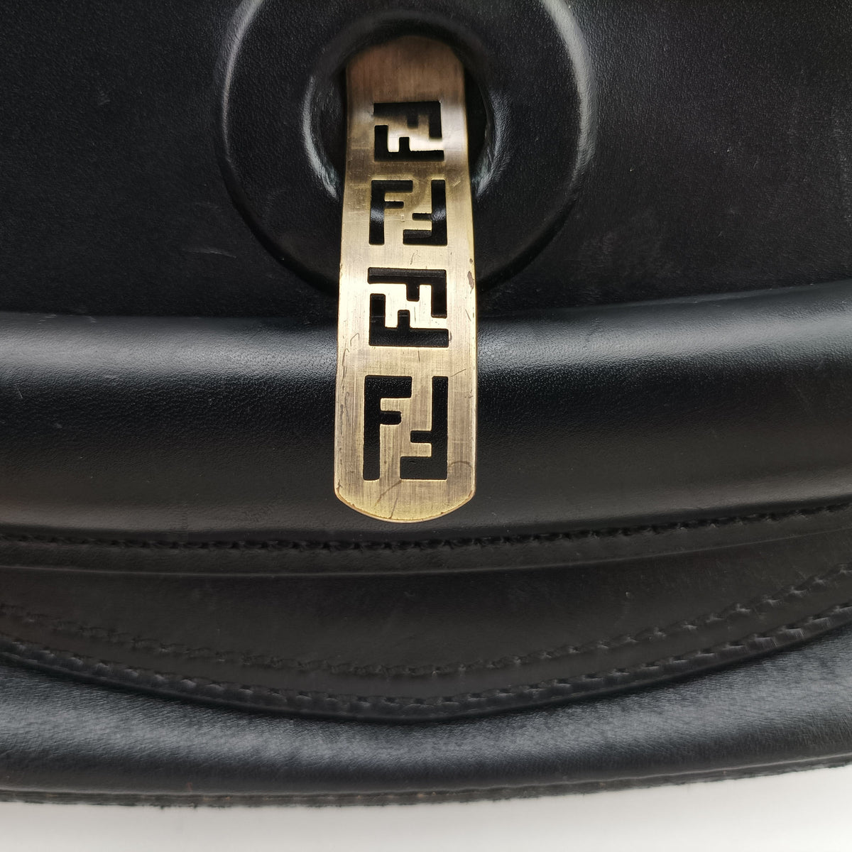 Secondhand Fendi B Bag Black Leather 8BR544 shoulderbag | stylenewstar