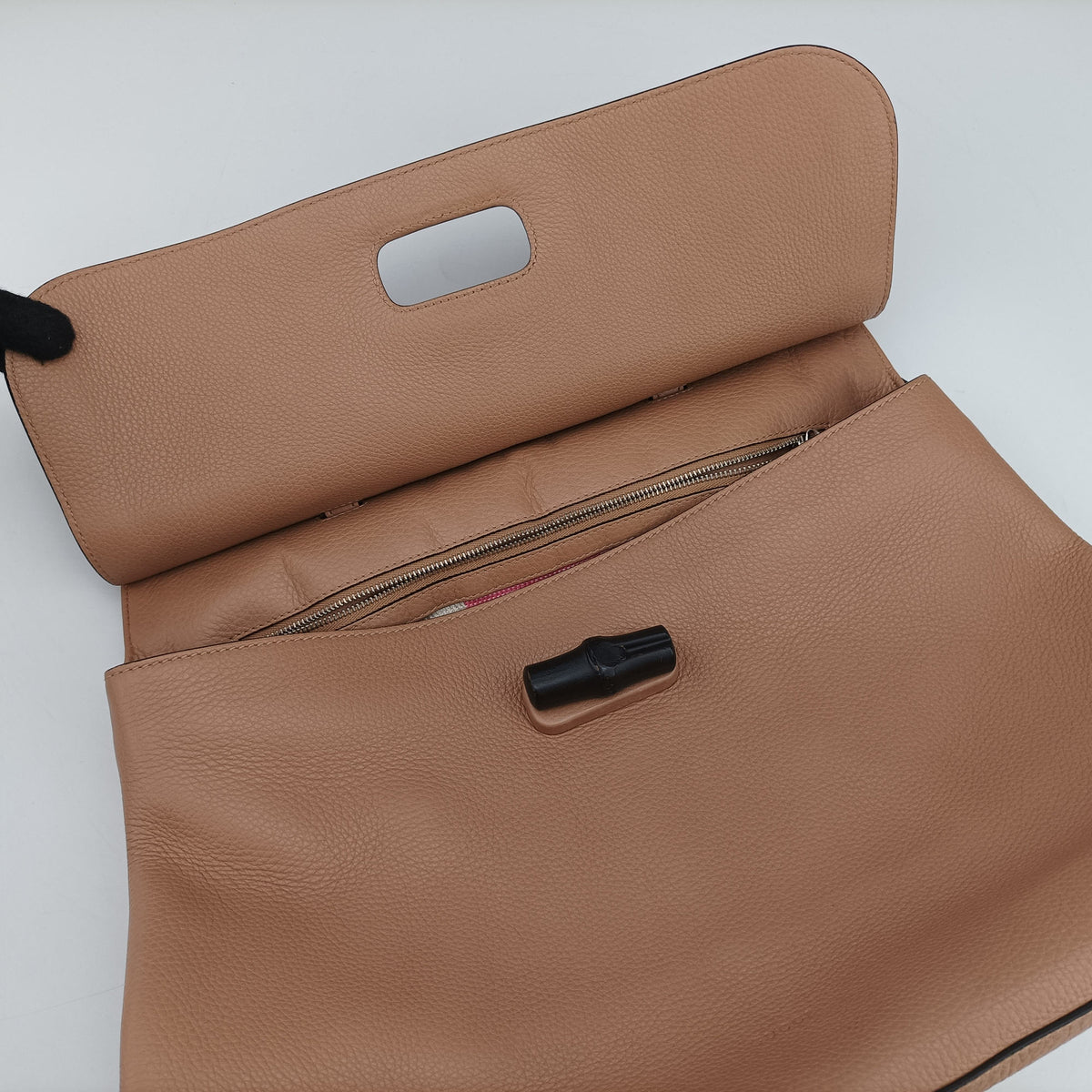 Pre-owned Gucci Bamboo Daily Camel Leather 370830 shoulderbag | stylenewstar