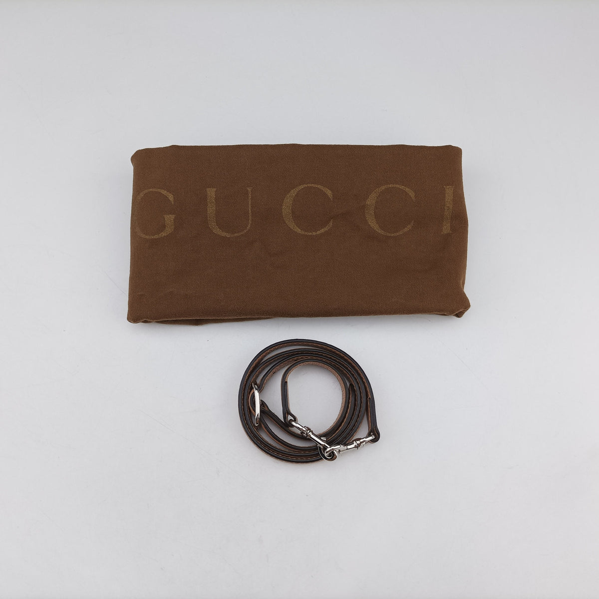 Pre-owned Gucci Bamboo Daily Camel Leather 370830 shoulderbag | stylenewstar