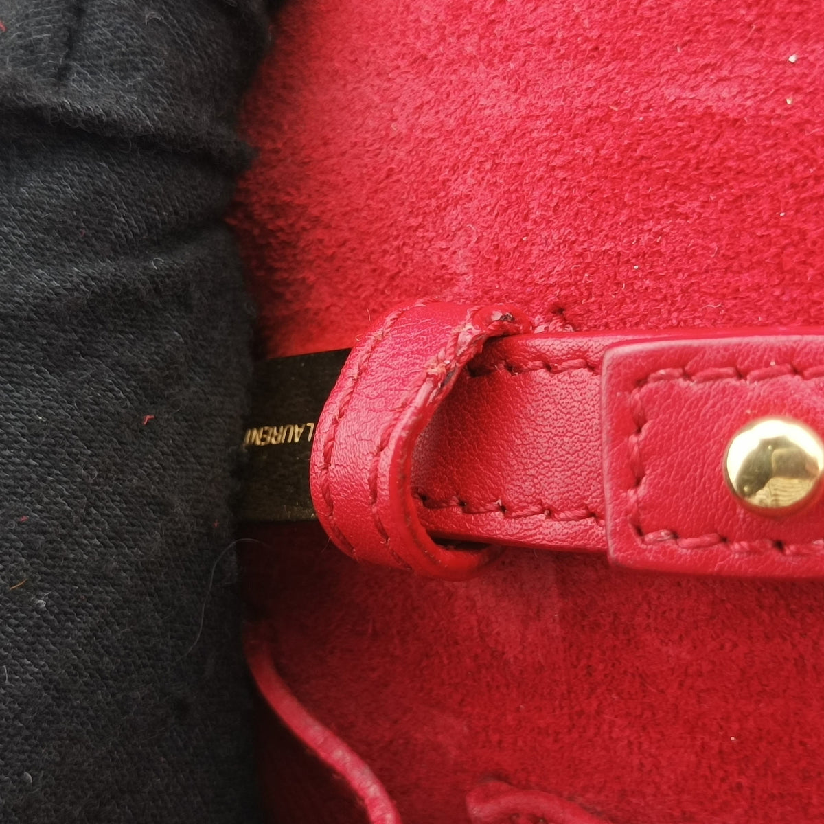 Pre-owned Yves Saint Laurent Y Line Red Leather 311215 shoulderbag | stylenewstar