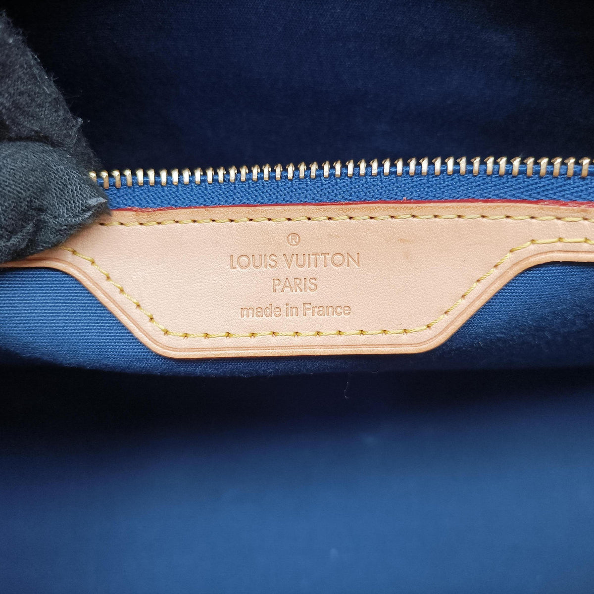 Pre-owned Louis Vuitton Brea MM Grand Bleu Vernis M90054 shoulderbag | stylenewstar