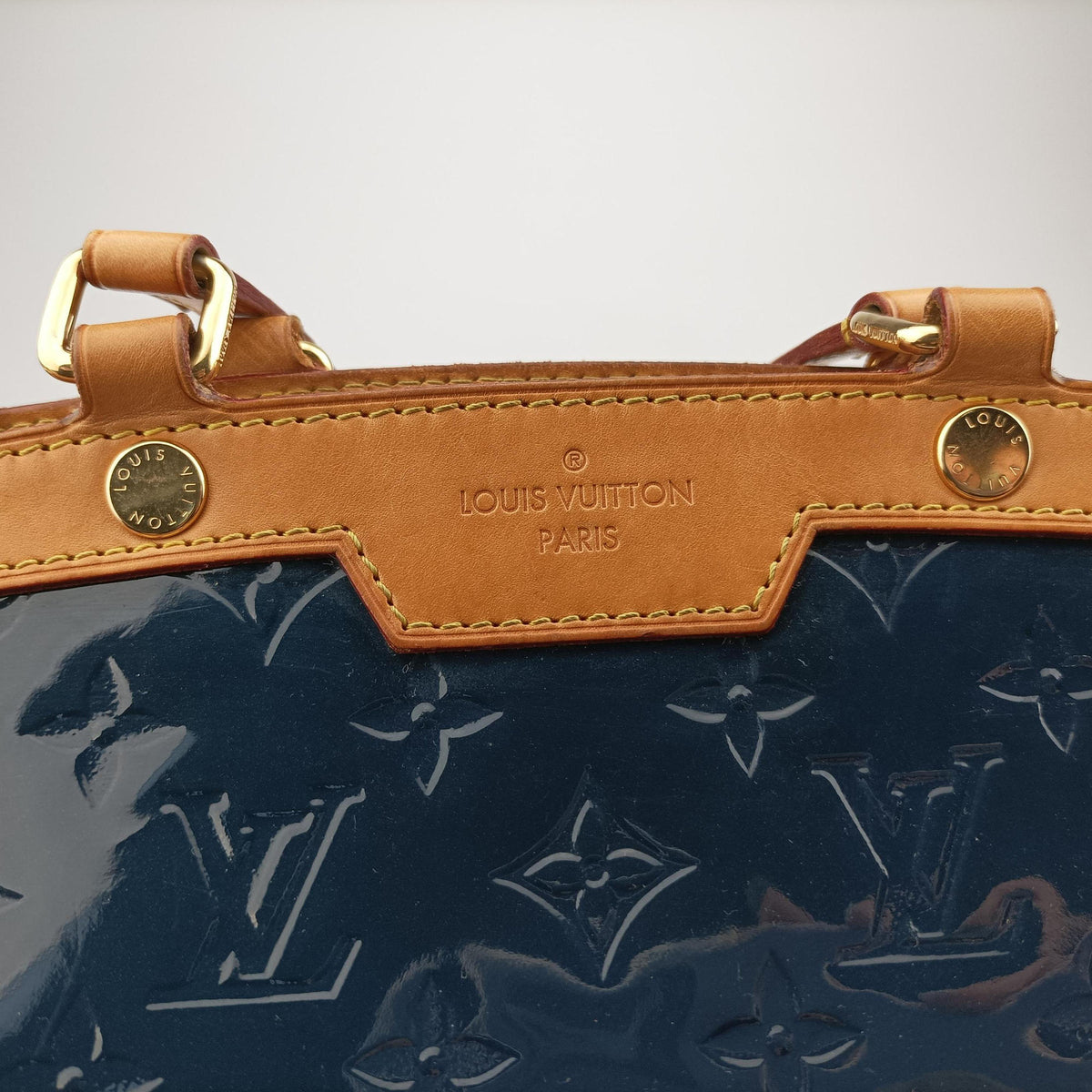 Pre-owned Louis Vuitton Brea MM Grand Bleu Vernis M90054 shoulderbag | stylenewstar