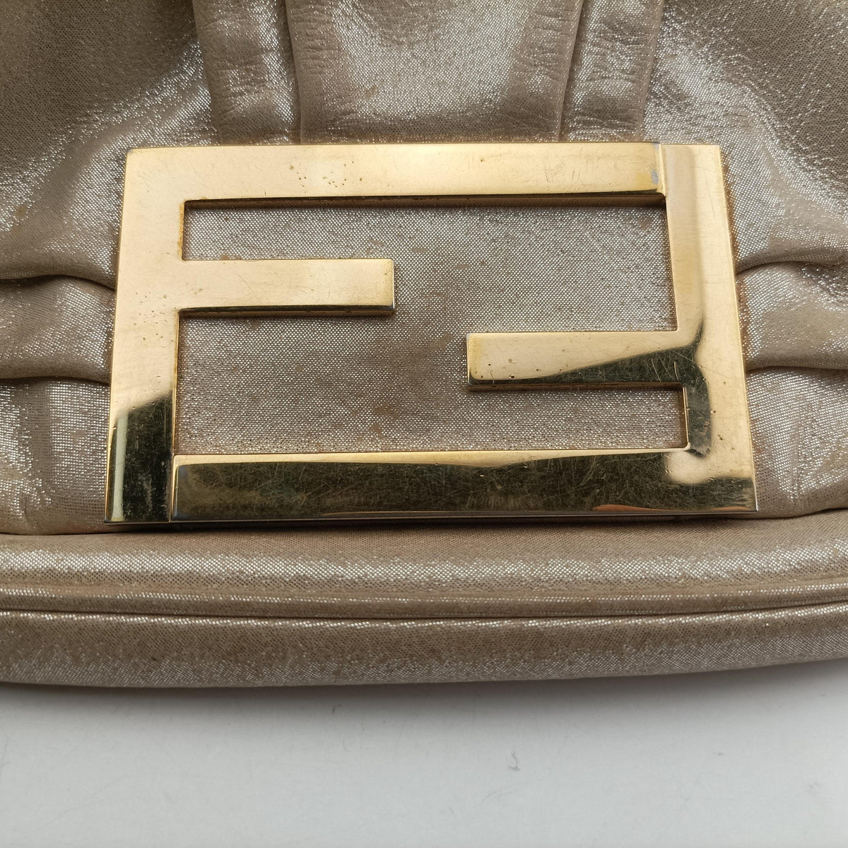 Vintage Fendi Mia Pochette Golden Leather 8BP046 shoulderbag | stylenewstar