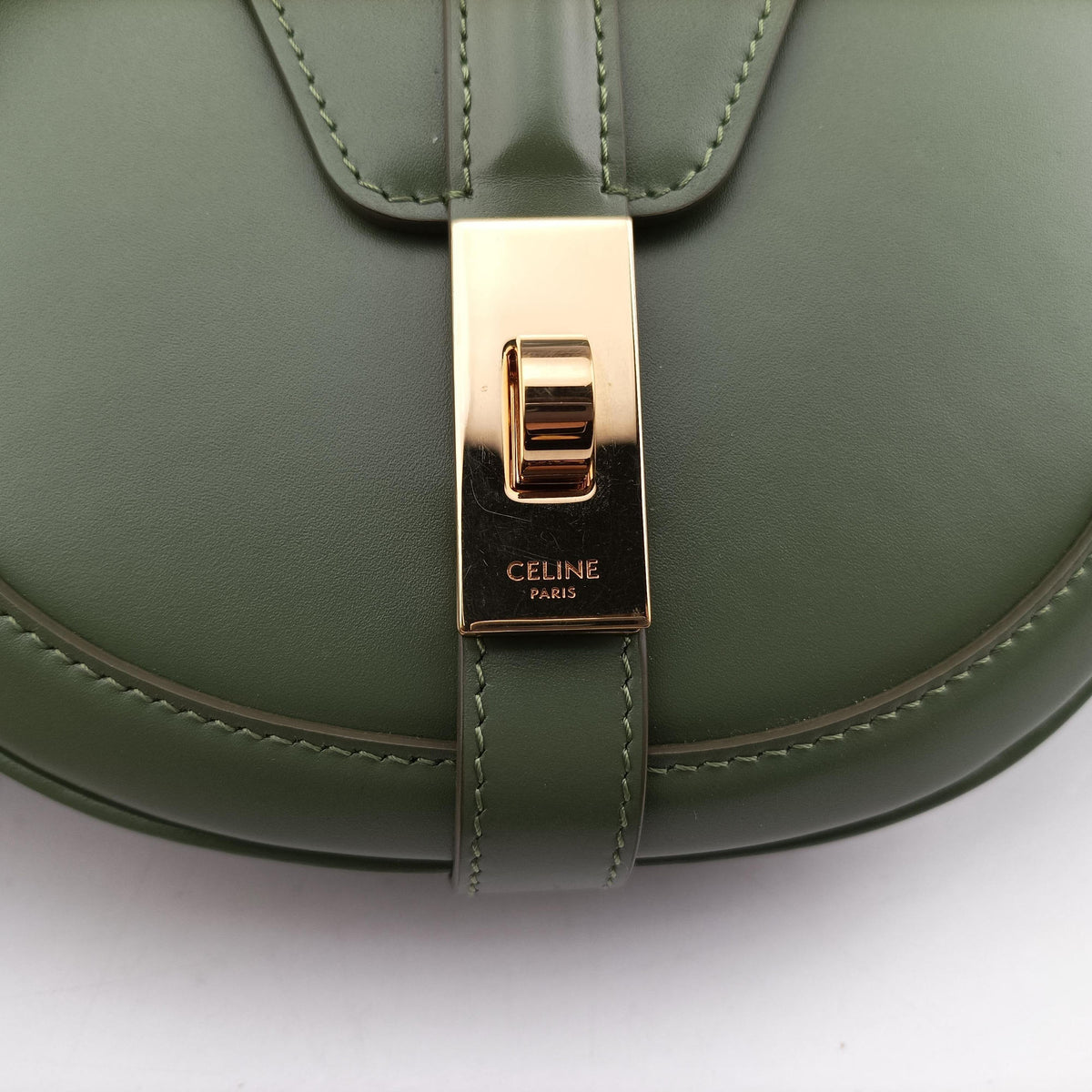 Vintage Celine Besace 16 Small Green Leather W-SL-2 shoulderbag | stylenewstar