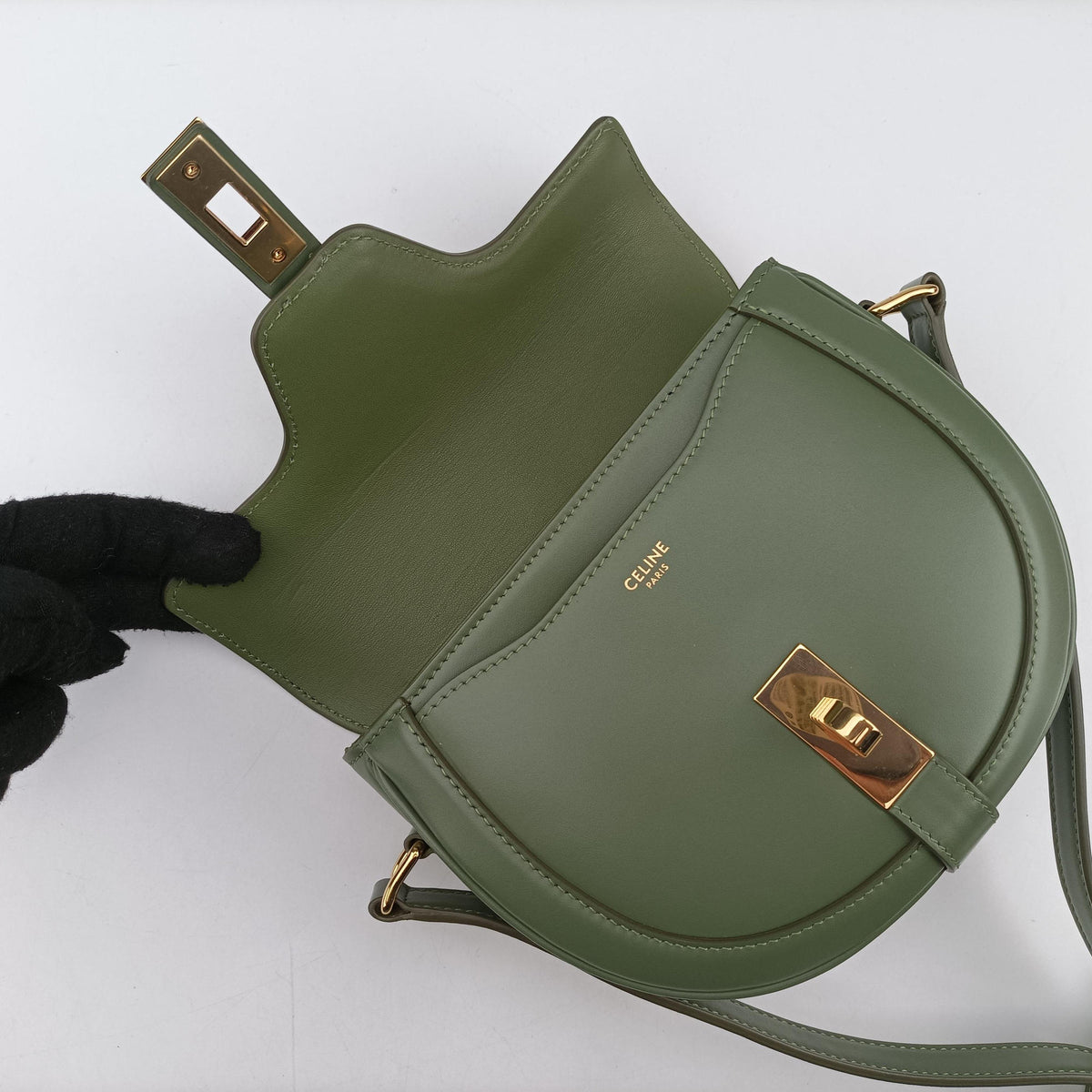 Vintage Celine Besace 16 Small Green Leather W-SL-2 shoulderbag | stylenewstar