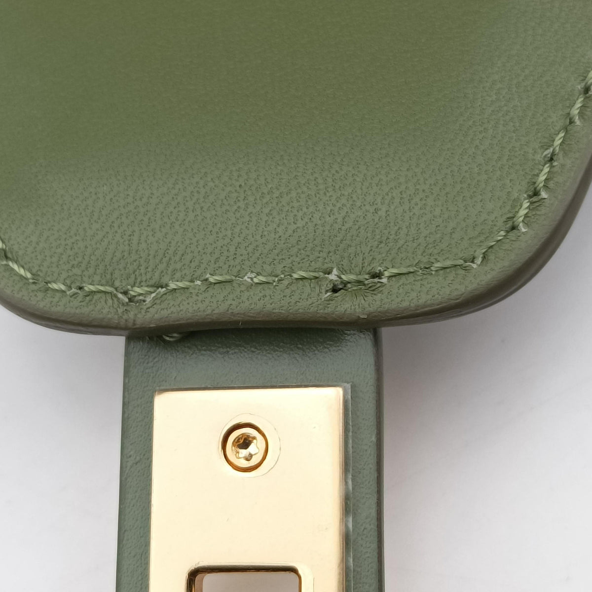 Vintage Celine Besace 16 Small Green Leather W-SL-2 shoulderbag | stylenewstar