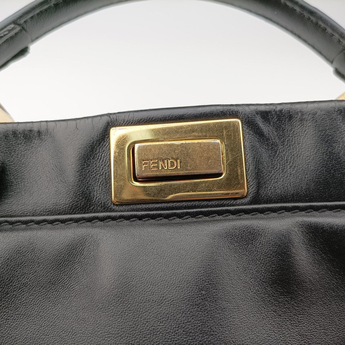 Pre-owned Fendi PEEKABOO Black Leather 8BN244 shoulderbag | stylenewstar