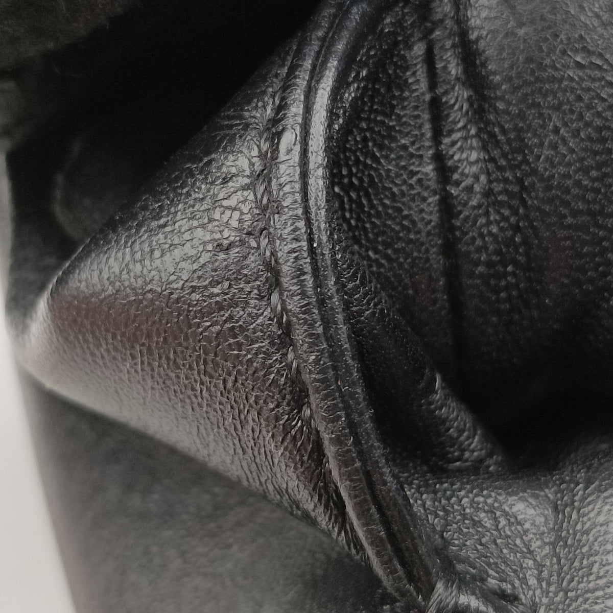 Pre-owned Fendi PEEKABOO Black Leather 8BN244 shoulderbag | stylenewstar