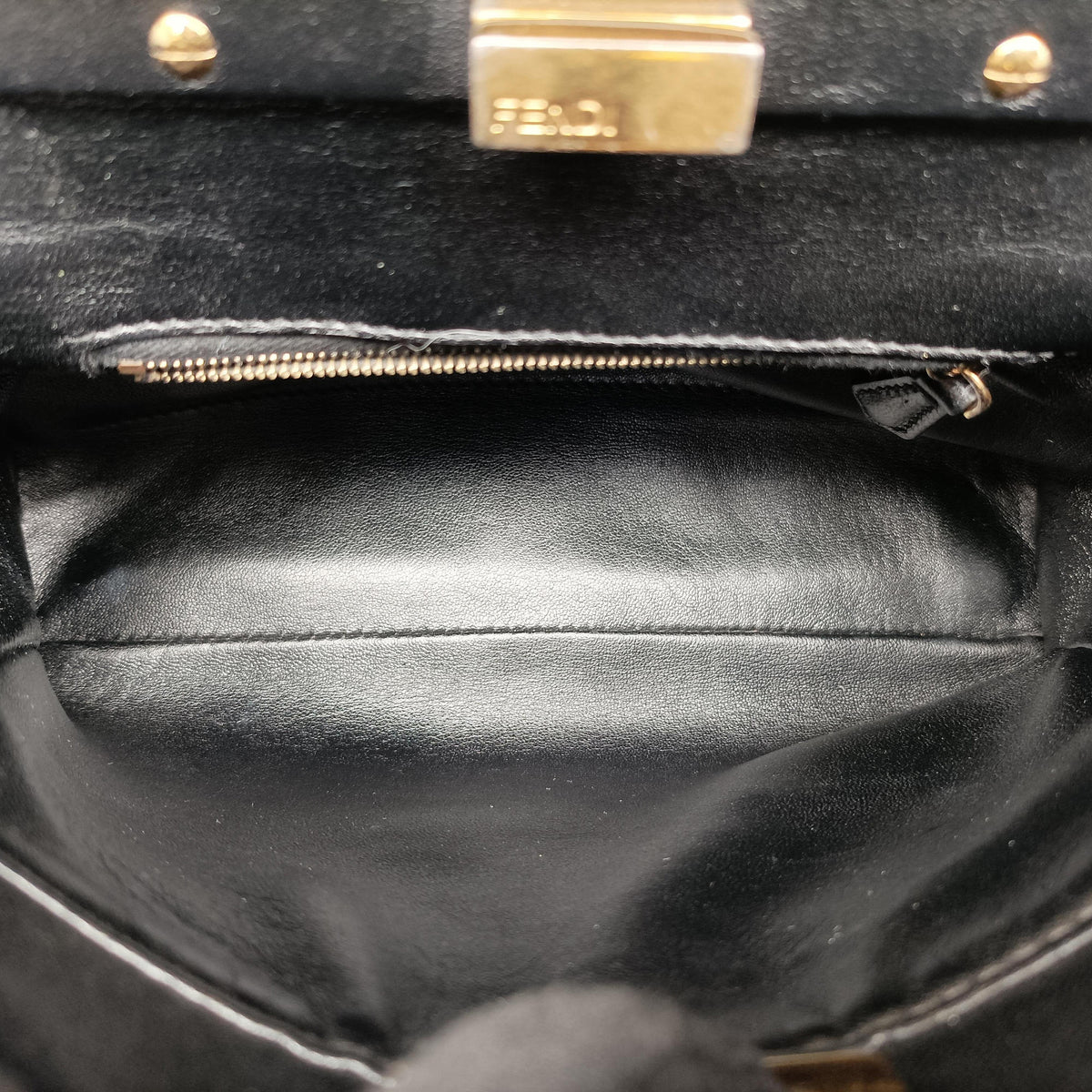 Pre-owned Fendi PEEKABOO Black Leather 8BN244 shoulderbag | stylenewstar
