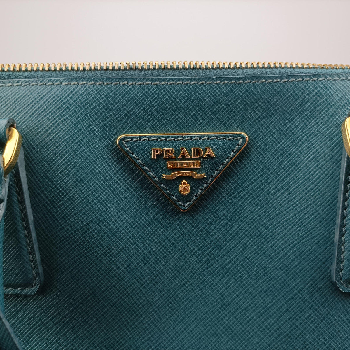 Secondhand Prada Galleria BlueGreen SAFFIANO Leather BN1786 handbag | stylenewstar